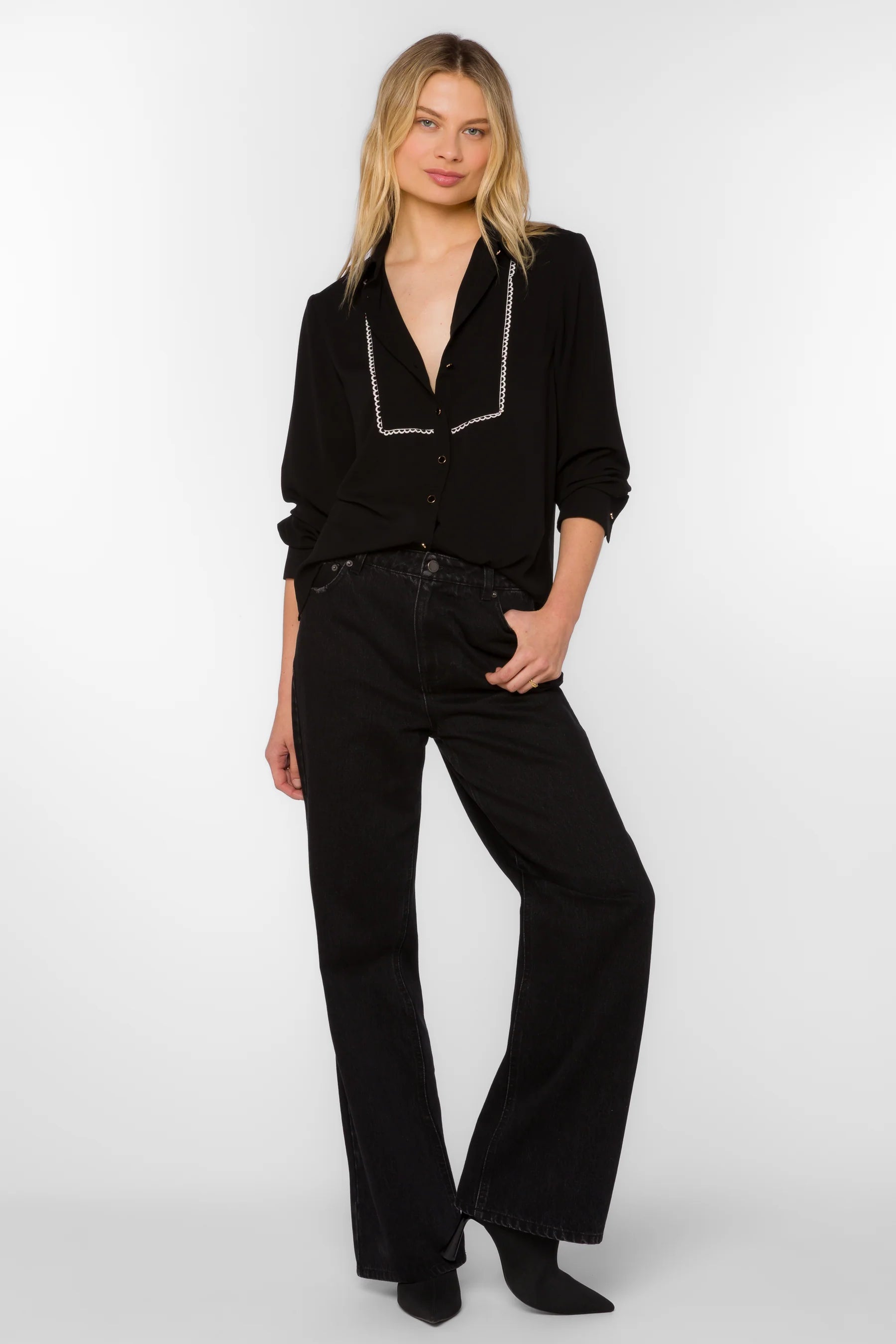 Avianna Blouse - Black