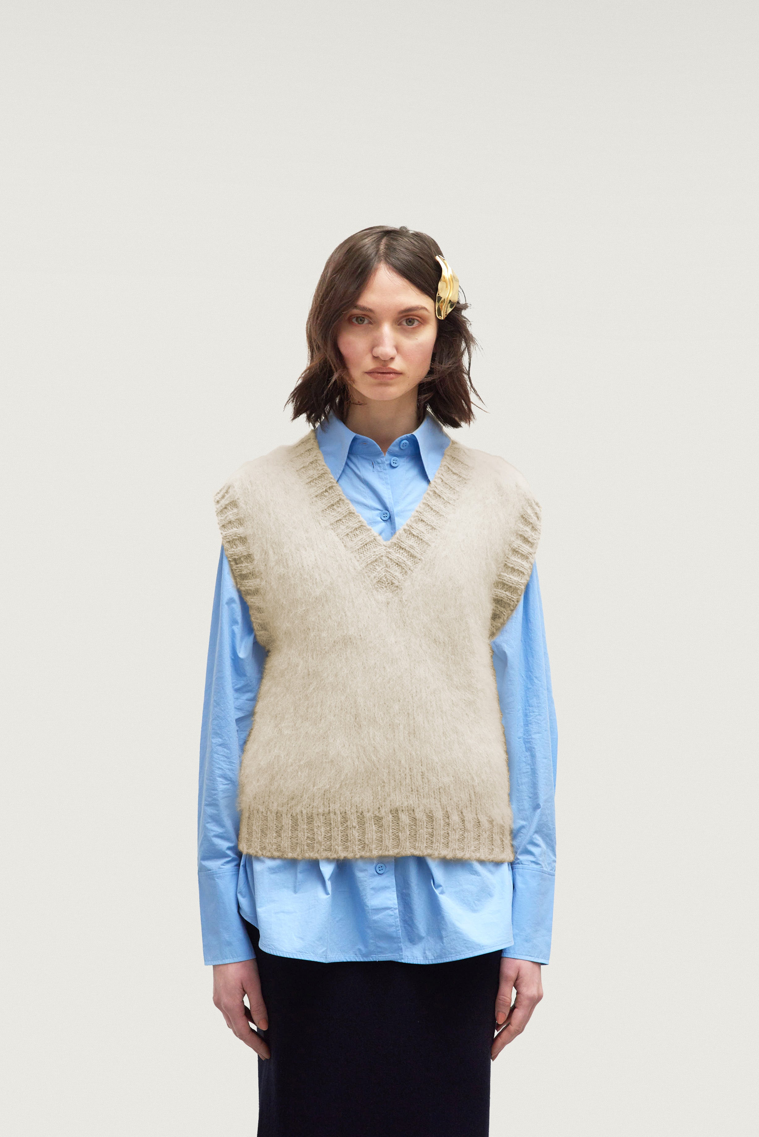 Chouchou Sweater Vest Ecru