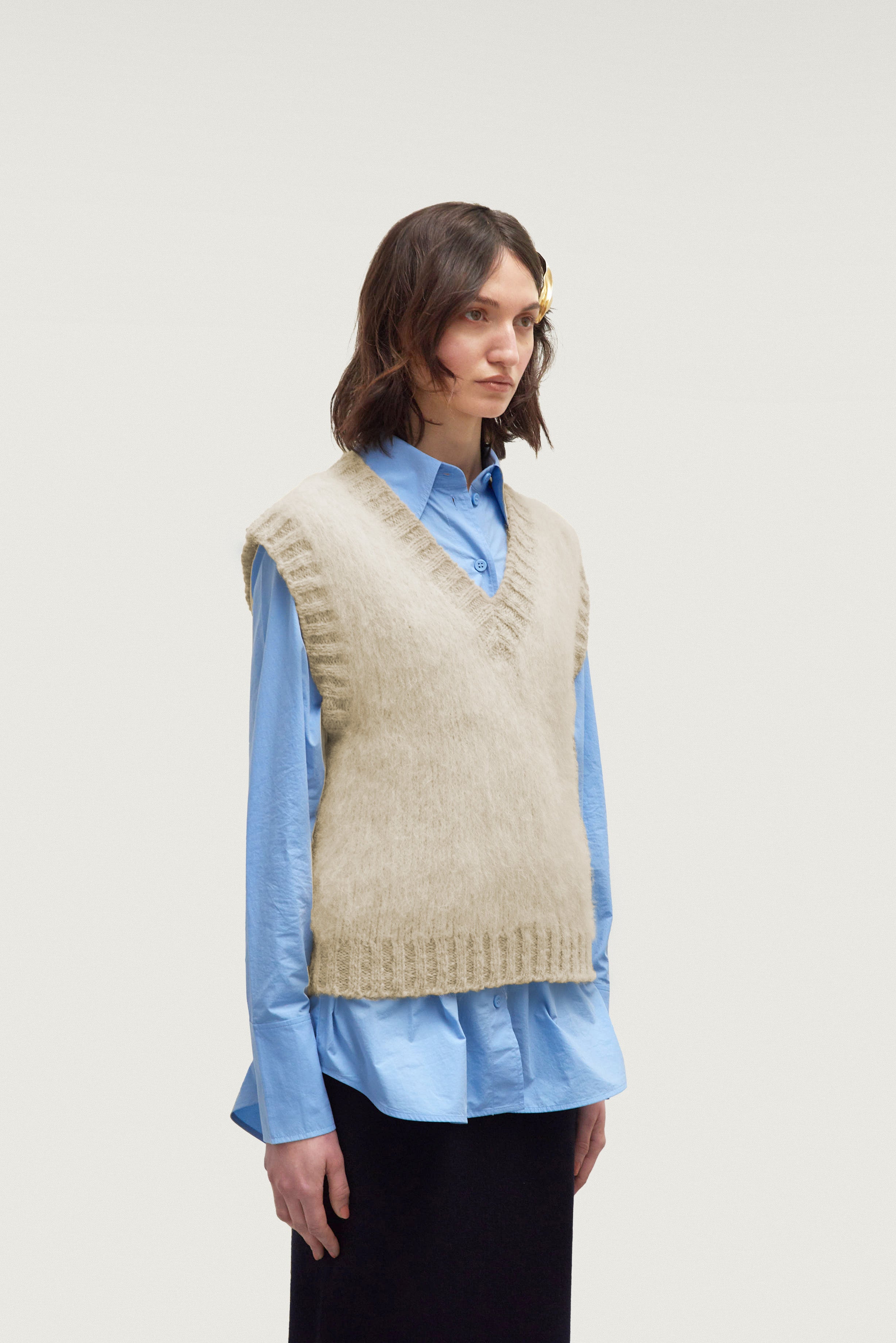 Chouchou Sweater Vest Ecru