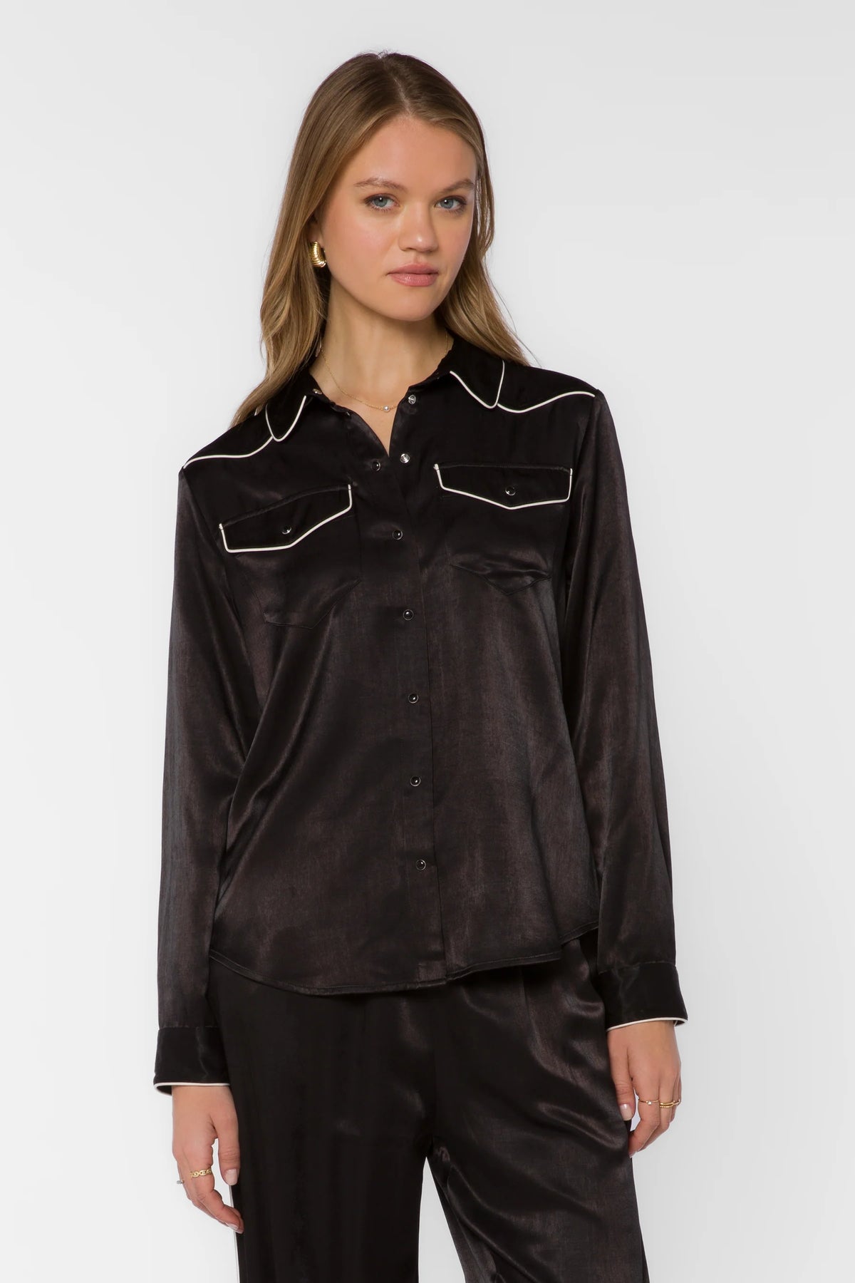 Velvet Heart Keila Contrast Trim Shirt  - Black